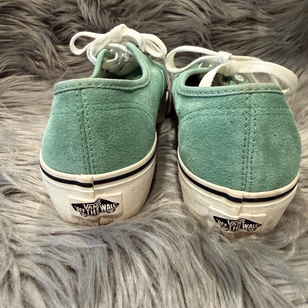 *LIKE NEW* Suede 1” Platform Vans (Women’s 8/ Mens 6.5) - Picture 4 of 7